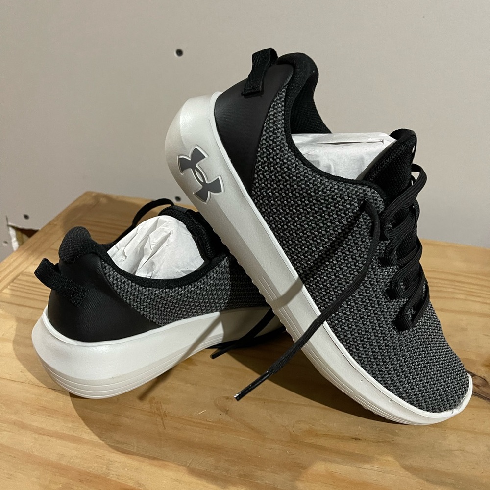 Women’s Under Armour shoes